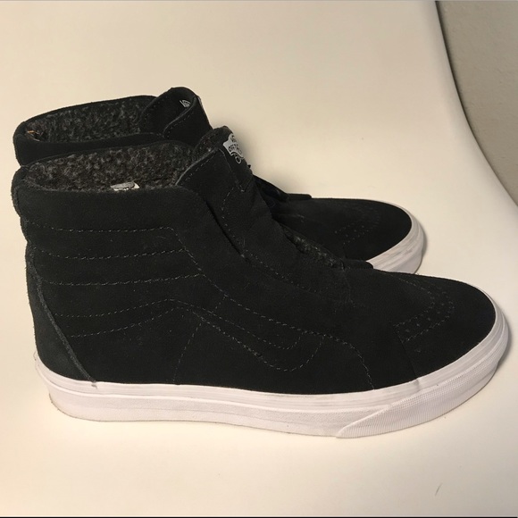 black vans with white bottom